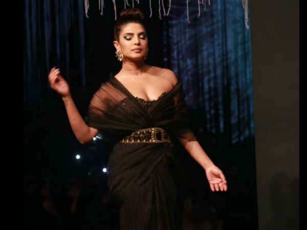 प्रियंका चोपड़ा - Blender's Pride Fashion Tour
