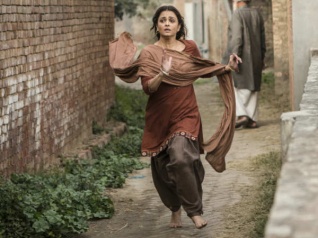 ...किसने सोचा था कि ऐश्वर्या राय को ऐसा भी करना पड़ेगा!