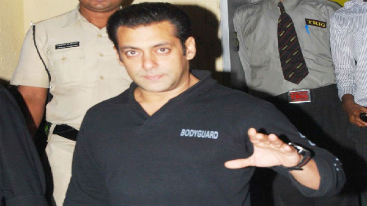 Salman Khan a Serial Women Beater, beware see pictures, सलमान खान सच