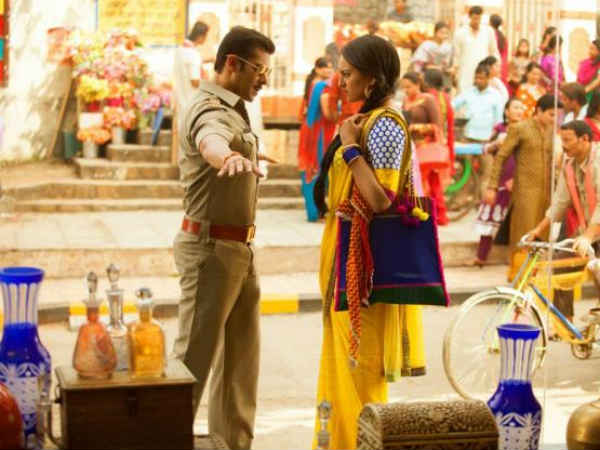 आमिर खान पहुंचे सलमान खान से मिलने आमिर खान पहुंचे सलमान खान से मिलने