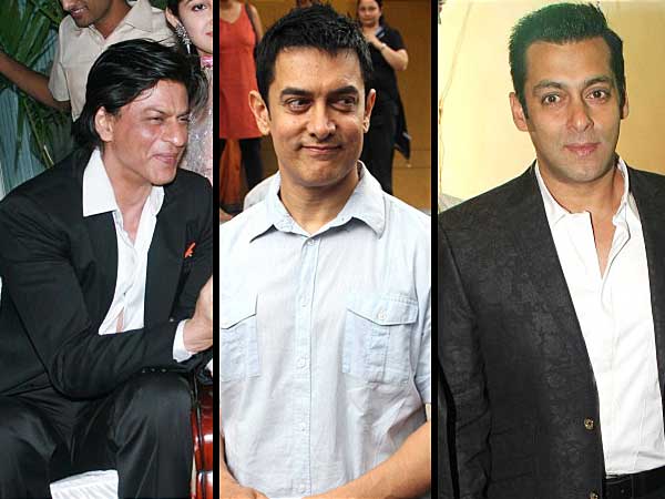 दिलीप कुमार की बर्थडे पार्टी दिलीप कुमार की बर्थडे पार्टी