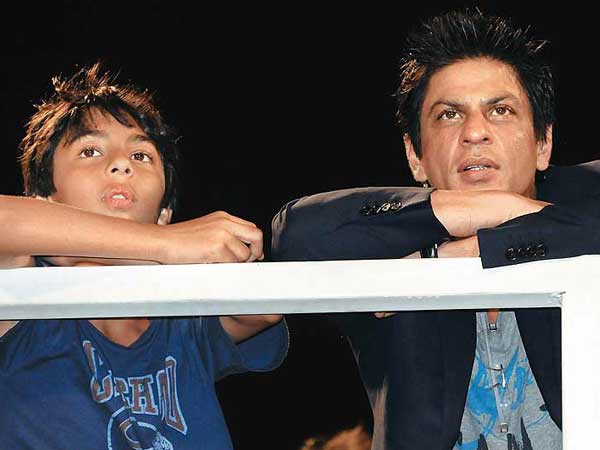 शाहरूख और आर्यन शाहरूख और आर्यन