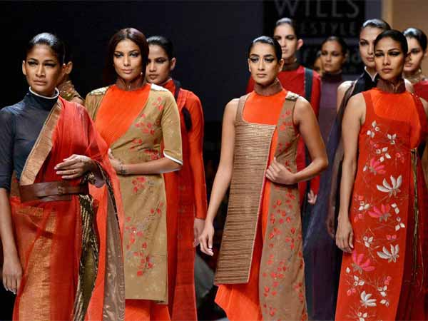 विल्स लाइफस्टाइल इंडिया फैशन वीक विल्स लाइफस्टाइल इंडिया फैशन वीक