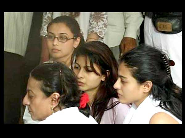 रानी मुखर्जी और काजोल रानी मुखर्जी और काजोल