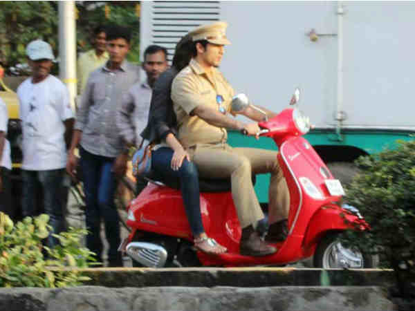 फटा पोस्टर निकला हीरो फटा पोस्टर निकला हीरो