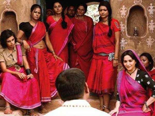 अनुभव सिन्हा की फिल्म 'गुलाब गैंग' अनुभव सिन्हा की फिल्म 'गुलाब गैंग'