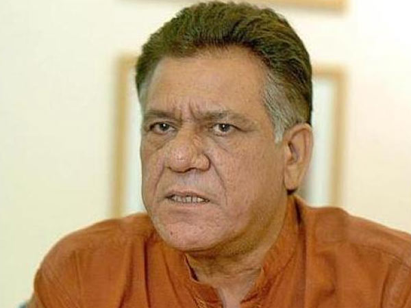 ओम पुरी जी खुद मुसीबत हैं मुसीबत और नहीं बढ़ानी चाहिए