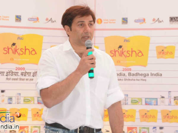 गदर के साथ रिलीज हुई थी लगान