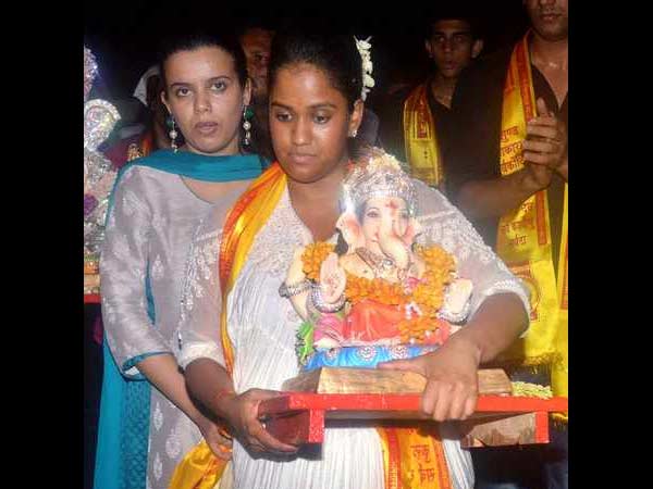 सलमान लाए गणपति अपनी बहन के घर