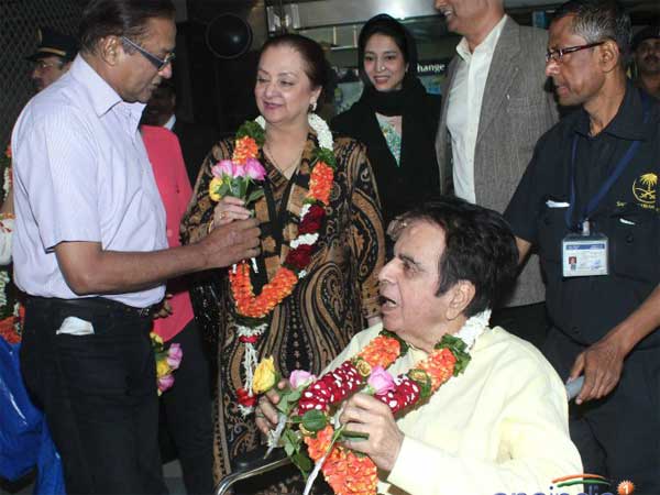 बहुत प्यार करने वाले इंसान हैं दिलीप कुमार बहुत प्यार करने वाले इंसान हैं दिलीप कुमार