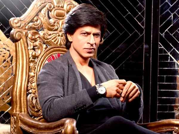 शाहरुख का इंतजार करती रही मीडिया शाहरुख का इंतजार करती रही मीडिया