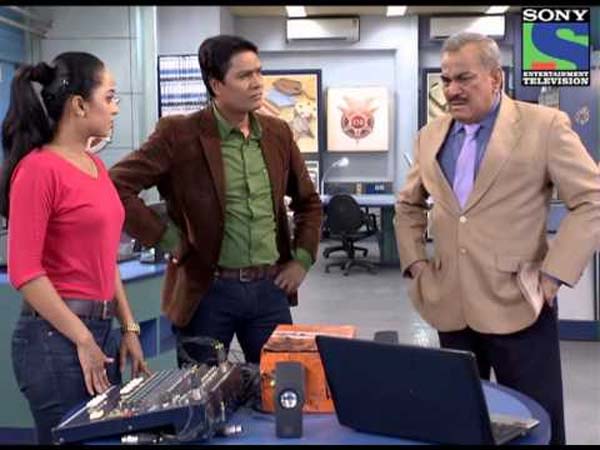 शीना को दी गयी अवंतिका की शक्ल