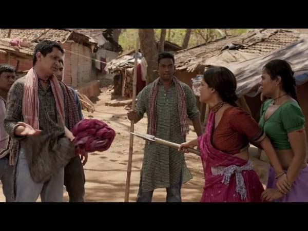 गुलाबी गैंग की कहानी 'गुलाब गैंग'