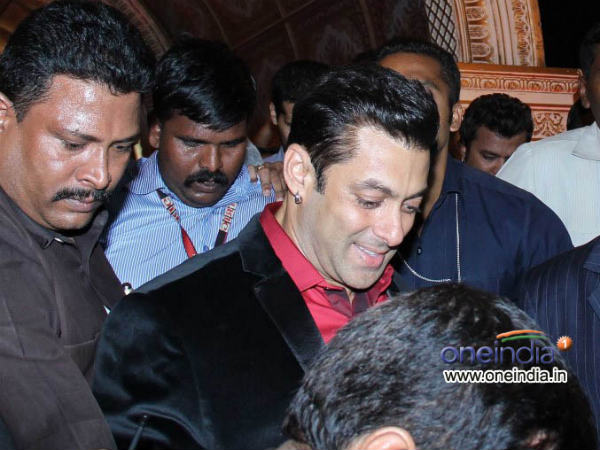 कौन गलत कौन सही कौन गलत कौन सही