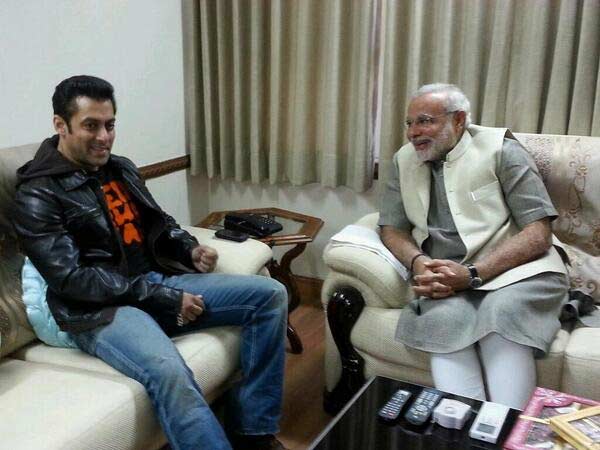 सलमान के पिता सलीम भी मोदी की साइड सलमान के पिता सलीम भी मोदी की साइड