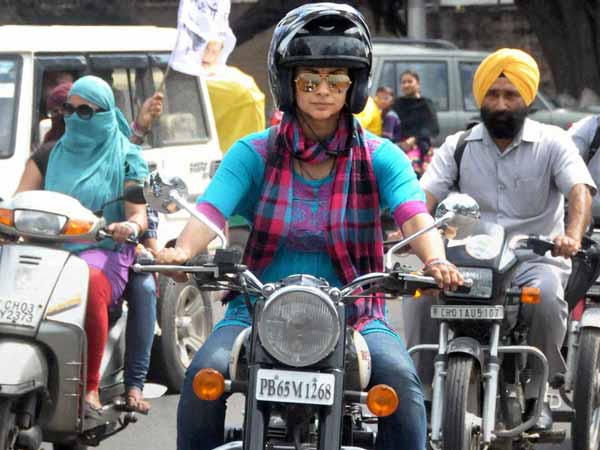 मोटरसाइकिल की सवारी मोटरसाइकिल की सवारी