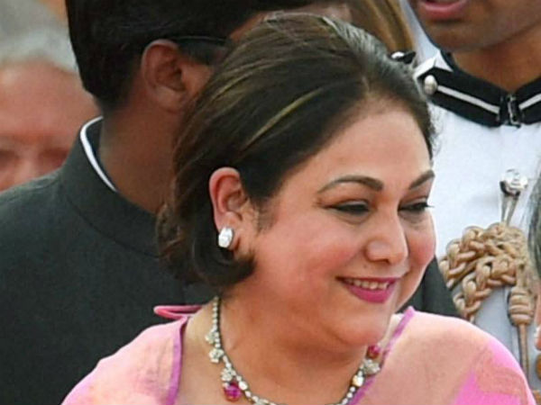 टीना अंबानी