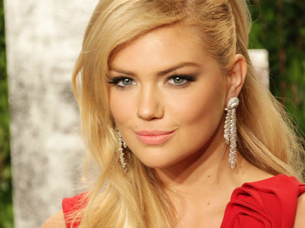  हाॅट कैट 