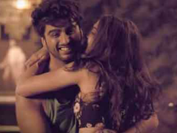 आॅन स्क्रीन