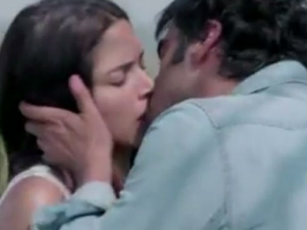 फाइडिंग फैनी 