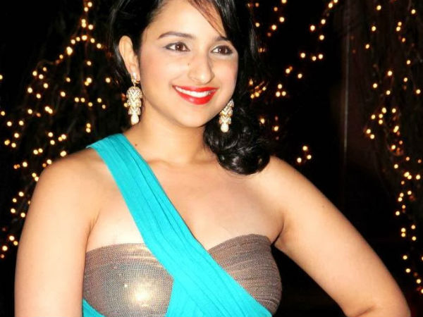 हाॅट परिणीति 