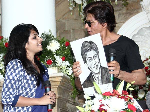 शाहरुख की फैन की तरफ से तोहफा शाहरुख की फैन की तरफ से तोहफा