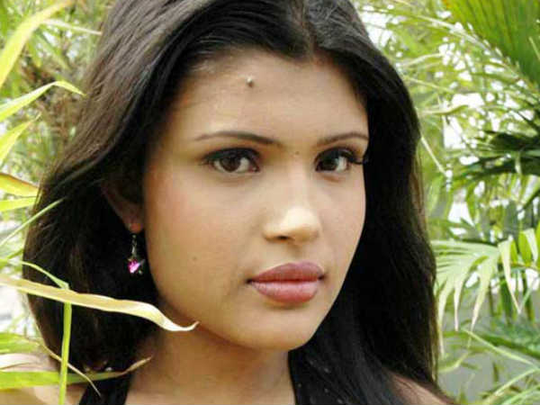 ऐश अंसारी ऐश अंसारी
