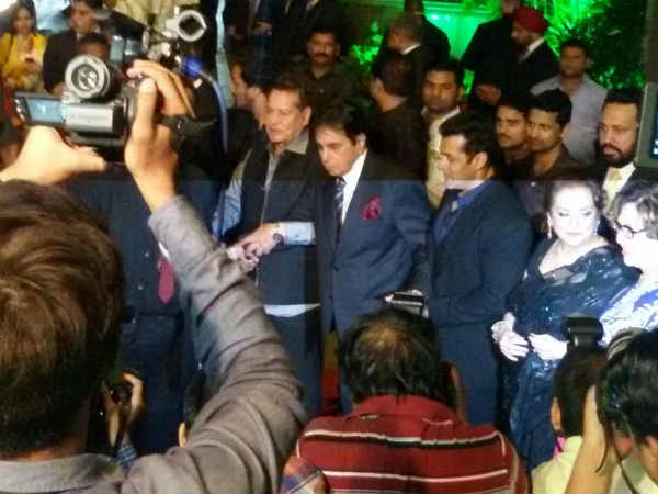 दिलीप कुमार सायरा बानो दिलीप कुमार सायरा बानो