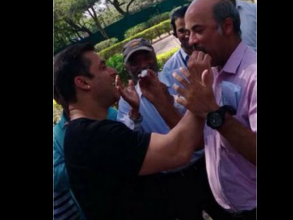 प्रेम रतन धन पायो प्रेम रतन धन पायो