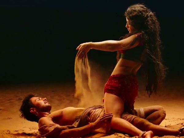WATCH:बोल्ड दृश्य