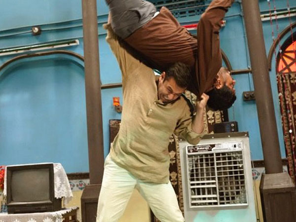 कोठे का भी सीन मगर सफाई के साथॉ