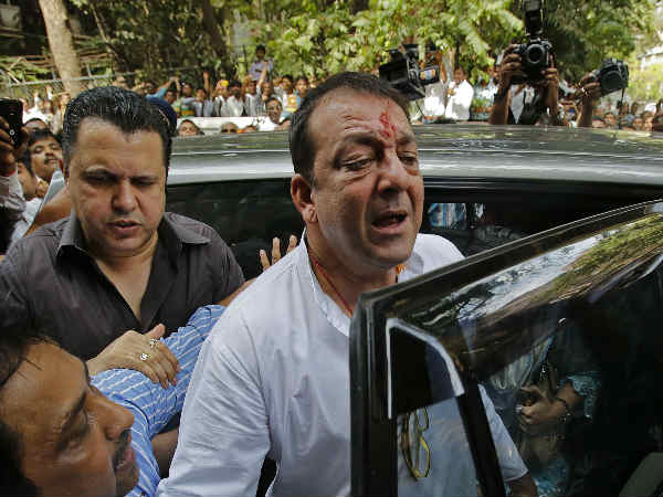 संजय दत्त की पैरोल