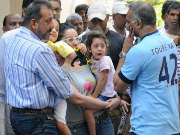 संजय दत्त की पैरोल