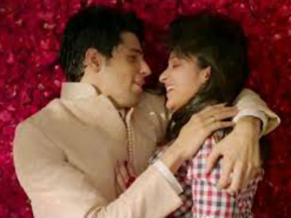 हंसी तो फंसी  