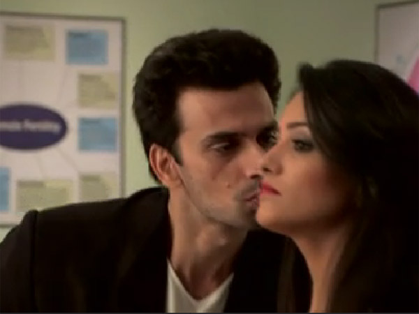 नया रोमांस