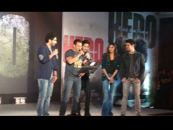 सूरज और आथिया ने बुलाया