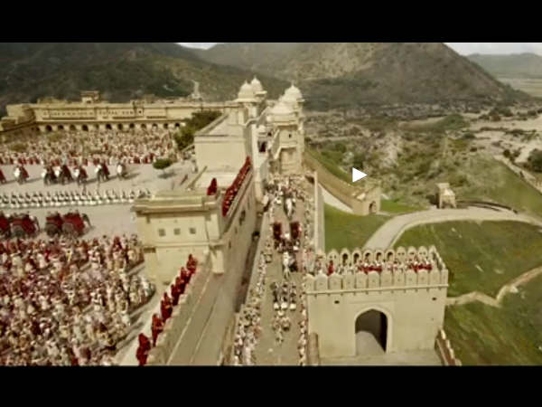 इतिहास का रखा ख्याल