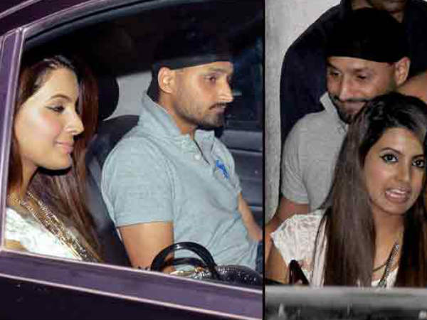 हर वक्त साथ