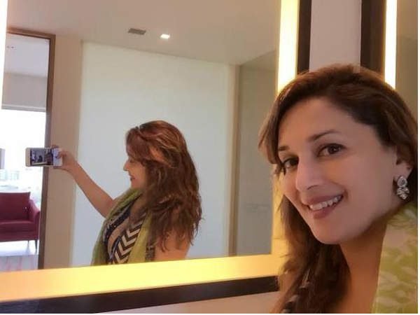 सेल्फी में सेल्फी