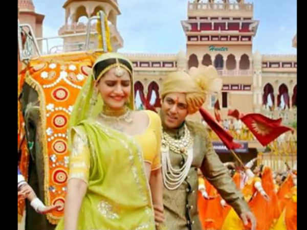 प्यारा रोमांस 