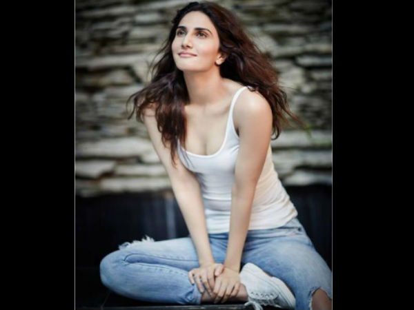 शुद्ध देसी रोमांस