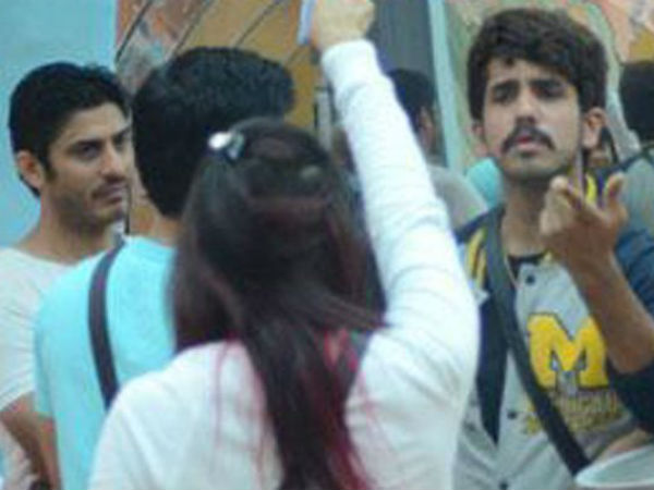 अच्छे या बुरे क्या हैं हम