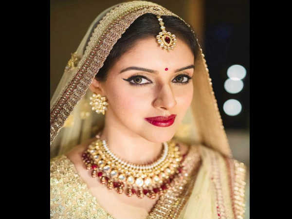 असिन-राहुल की शादी की अनदेखी तस्वीरें