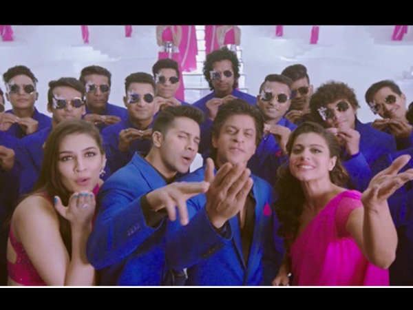 टुकुर टुकुर