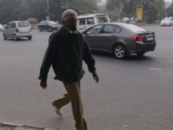आधा ही चेहरा ढंका