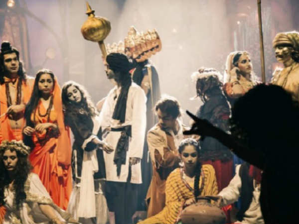 शानदार पोस्टर