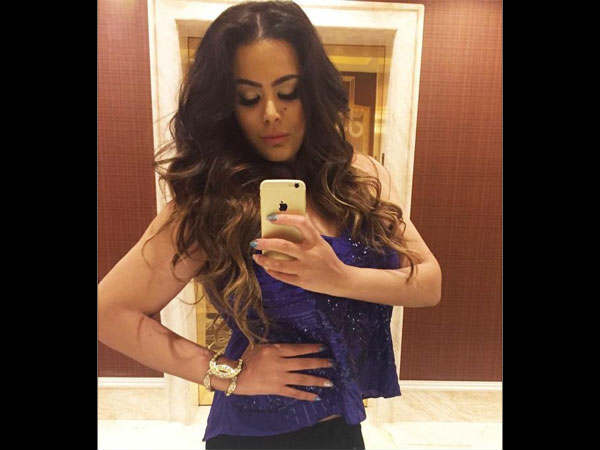 ग्लैमरस..