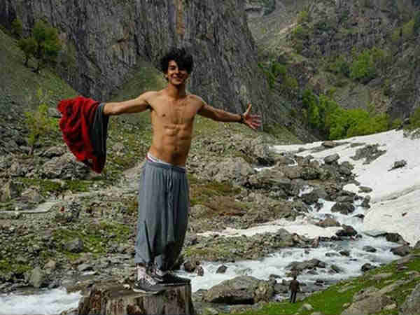 एक और स्टार किड एंट्री को तैयार