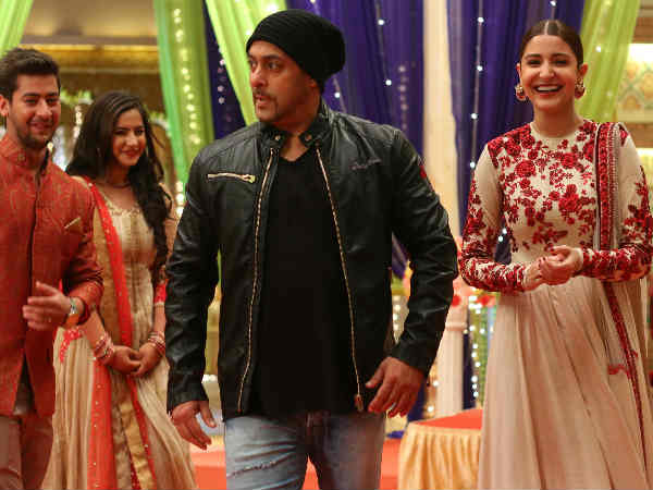 तस्वीरें...