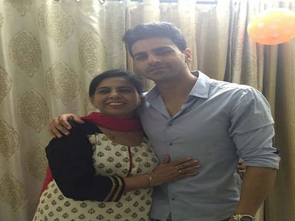 तस्वीरें..